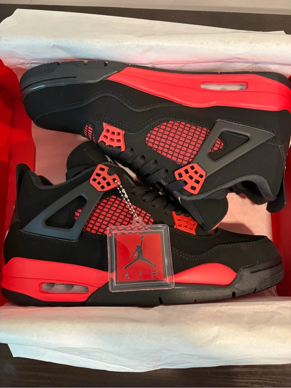 Jordan 4 Retro Red Thunder Size 9 Men’s w/ OG Box & Tag